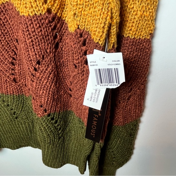 Almost Famous Juniors' Pointelle Color Block Sweater XL - Picture 6 of 6